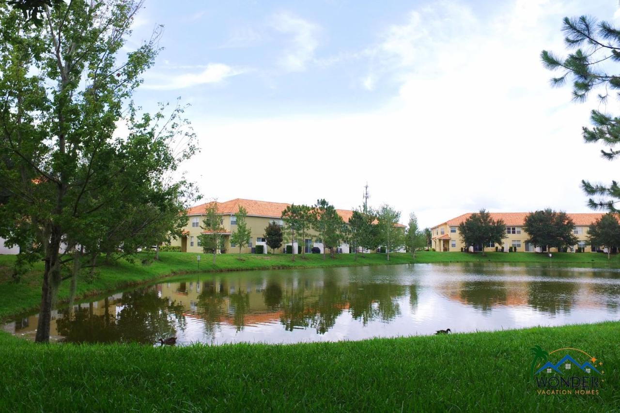 4bd Sleeps 9 W Jacuzzi Close To @ Compass Bay 5113c Hébergement de vacances *