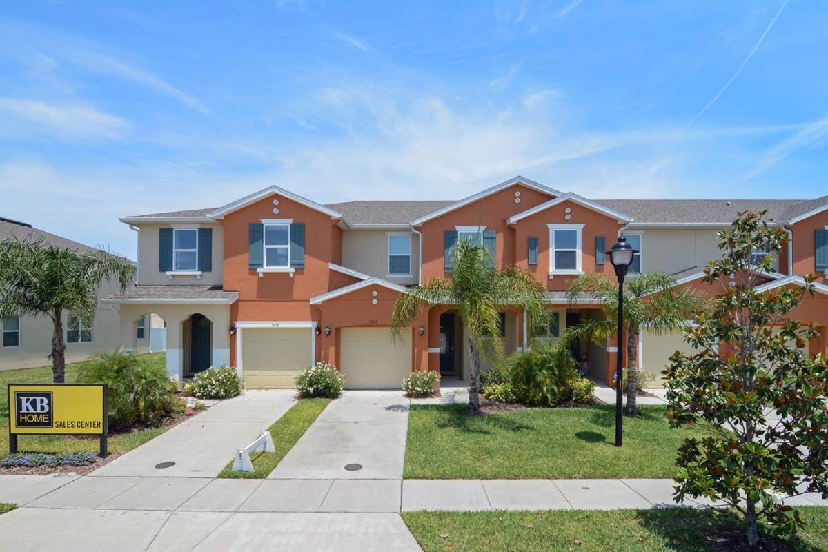 4bd Sleeps 9 W Jacuzzi Close To @ Compass Bay 5113c Hébergement de vacances *