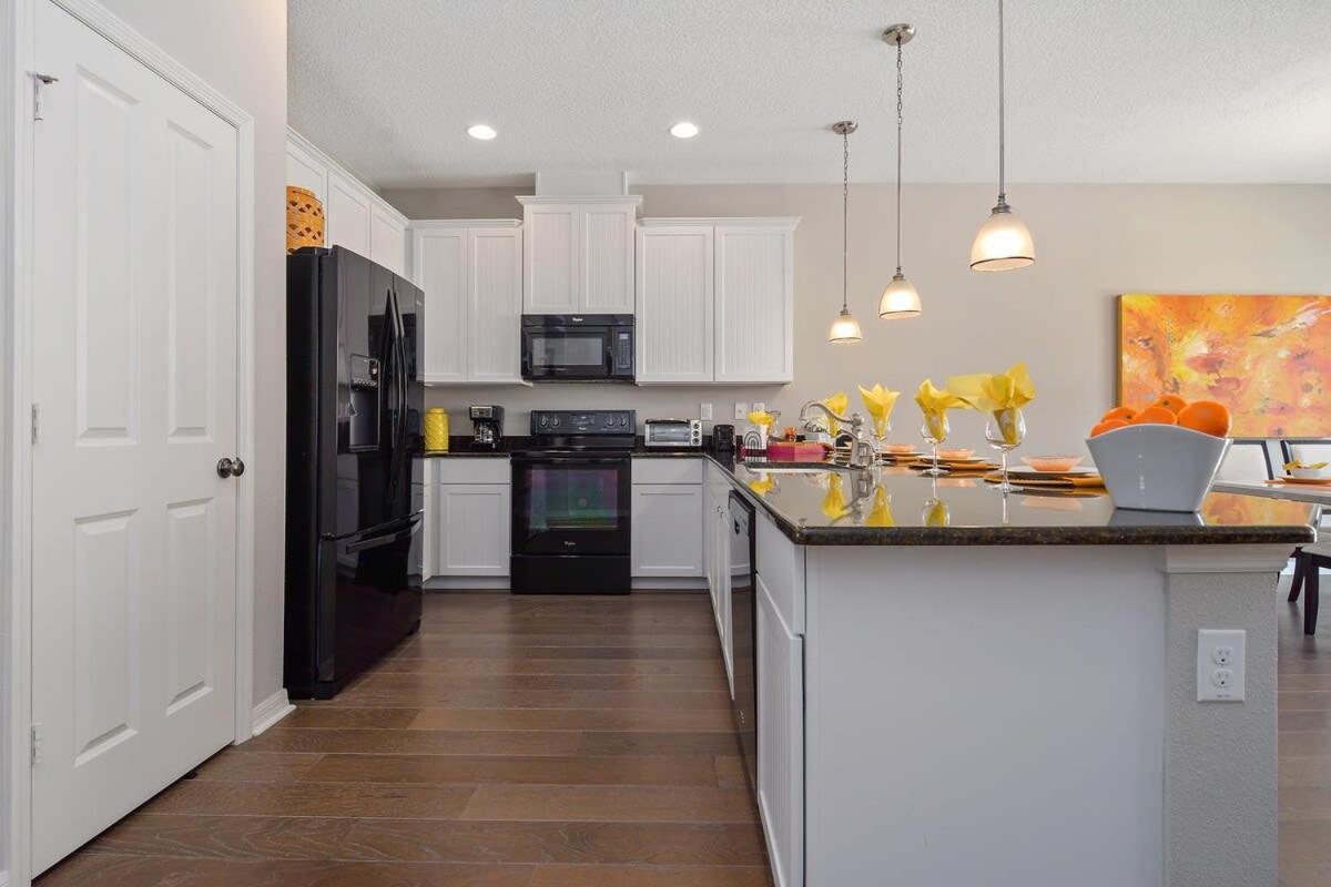 4bd Sleeps 9 W Jacuzzi Close To @ Compass Bay 5113c Hébergement de vacances *
